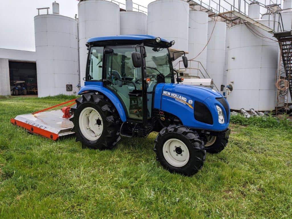 New Holland Boomer 50 Vineyard Tractor