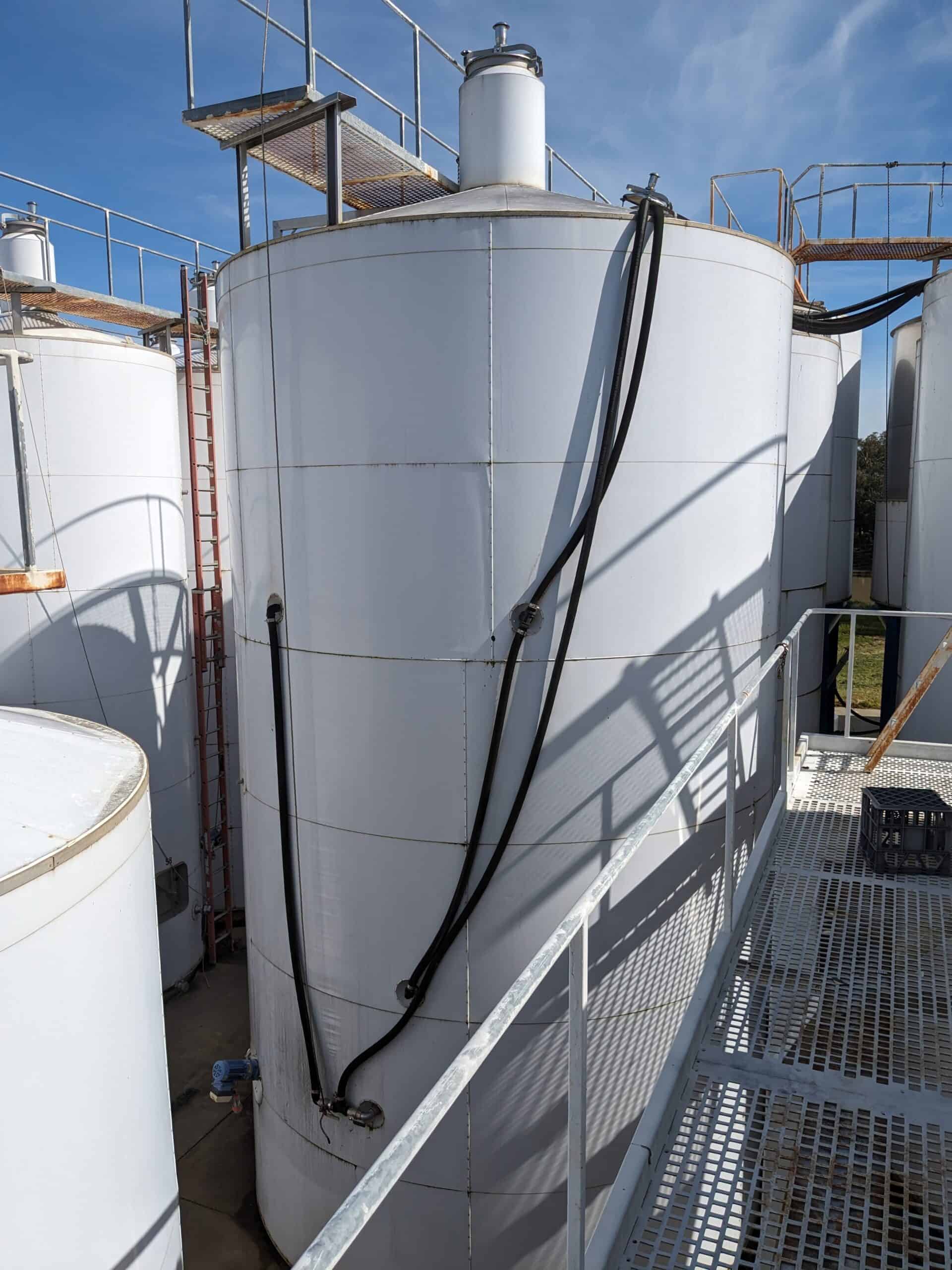 100kl Wine Tanks Insulated Brine Jacketed – Near New