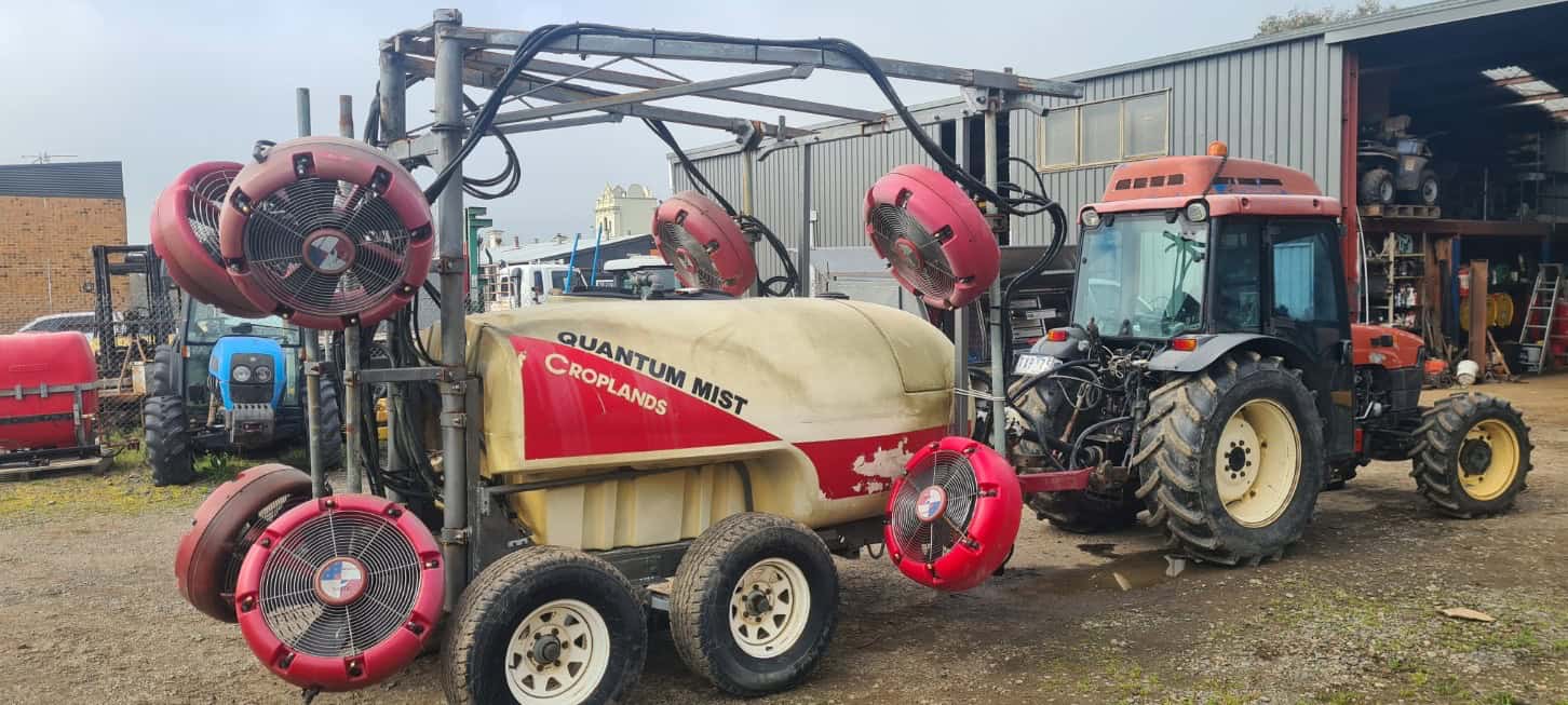 Croplands Quantum mist 2000L s2 row sprayer