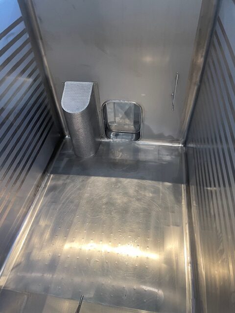 New 4t insulated rectangular open fermenter