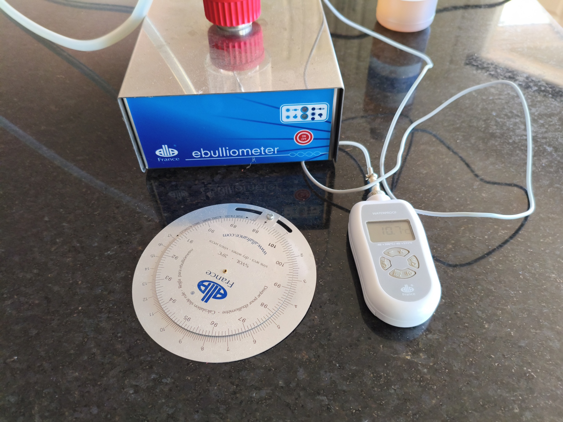 Electric Ebulliometer